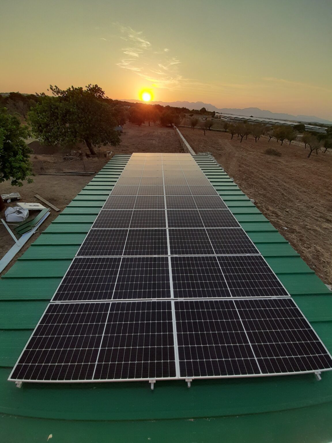 INSTALACIONES ELÉCTRICAS BESTARD: Atención rápida por WhatsApp y teléfono